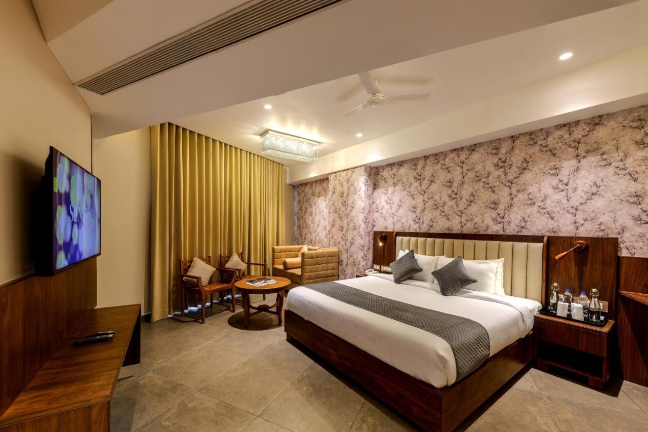 Sundex Hotel Thanjavur Exterior photo