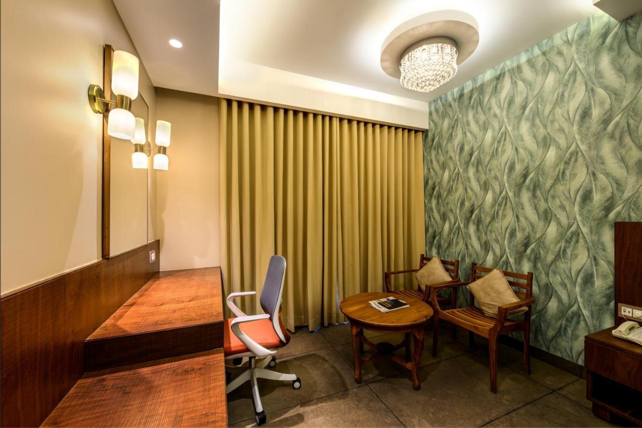 Sundex Hotel Thanjavur Exterior photo